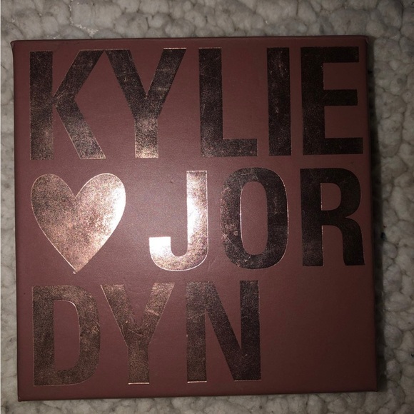 Kylie and Jordan colab - Picture 6 of 12